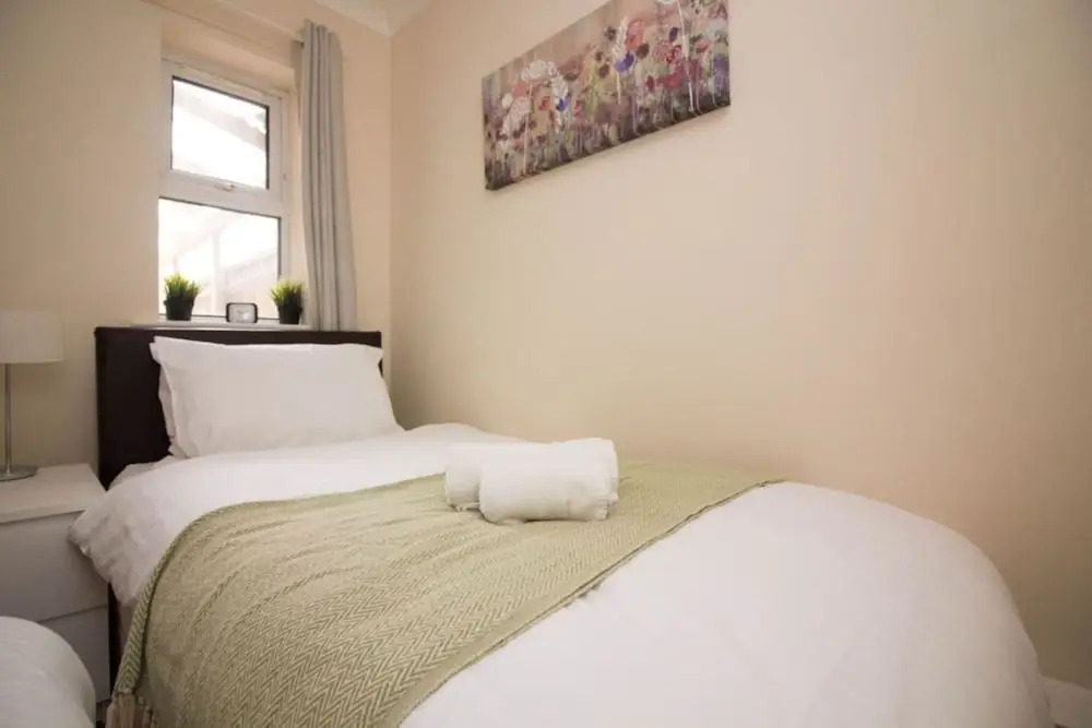 Southampton House - 2 Bedroom Accommodation