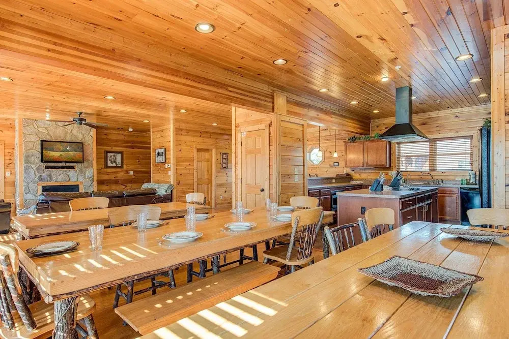 Gatlinburg Majesty by Jackson Mountain Homes