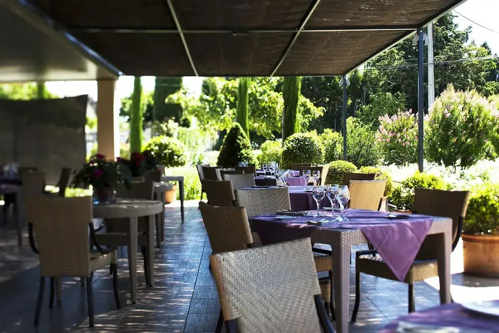 Maison dhôtes Le Pré Gourmand du Village- Adults only