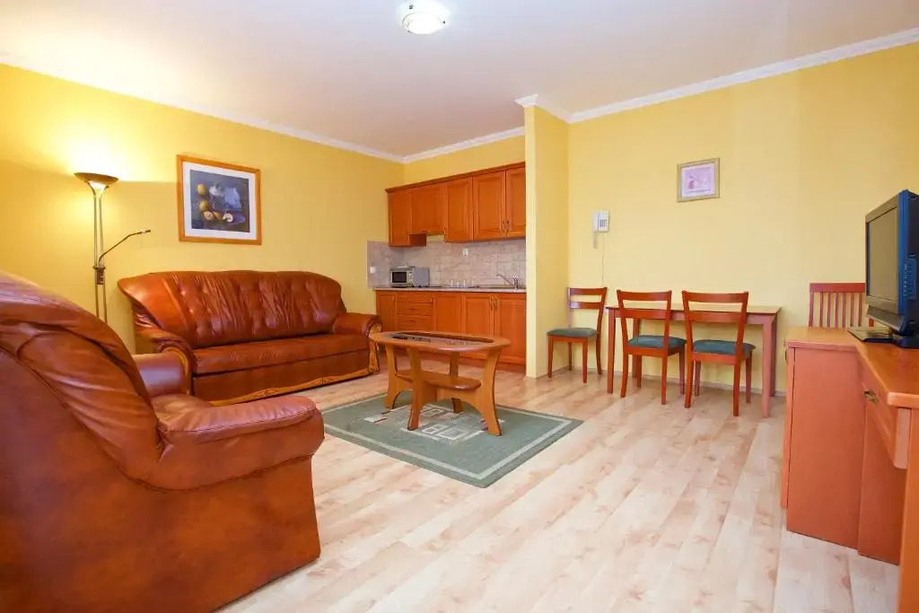 Hotel Járja