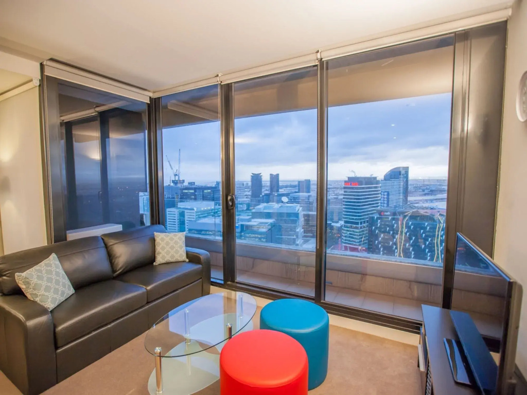Melbourne SkyHigh Apartments