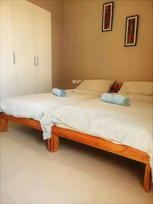 Tawila - Lovely 2-bedroom unit with shared pool