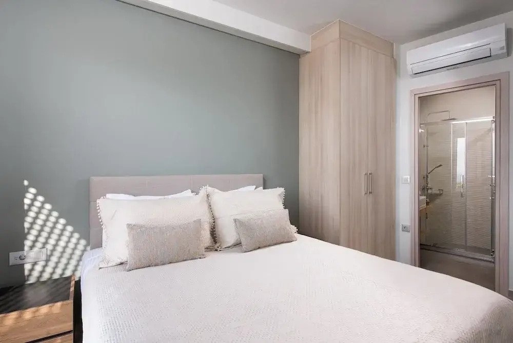 Heliades Residence