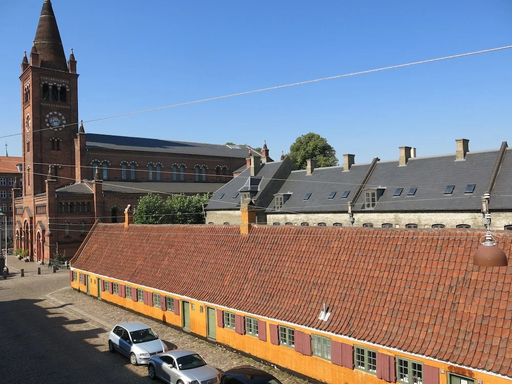 Townhouse Apartment in Copenhagen 1059-2