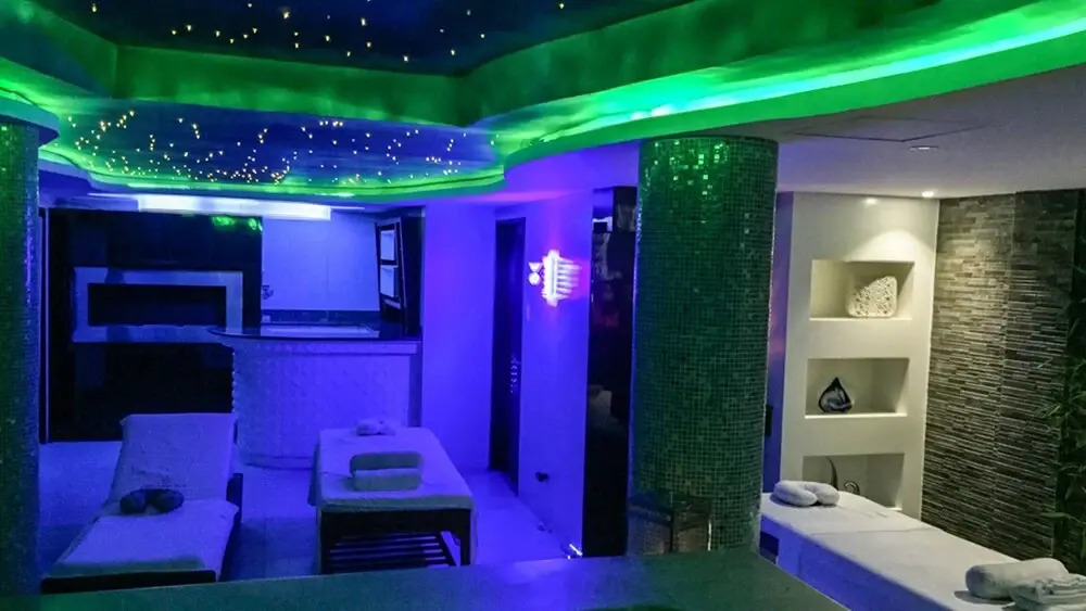 Luxury 4-bedroom Villa in Mactan, Cebu