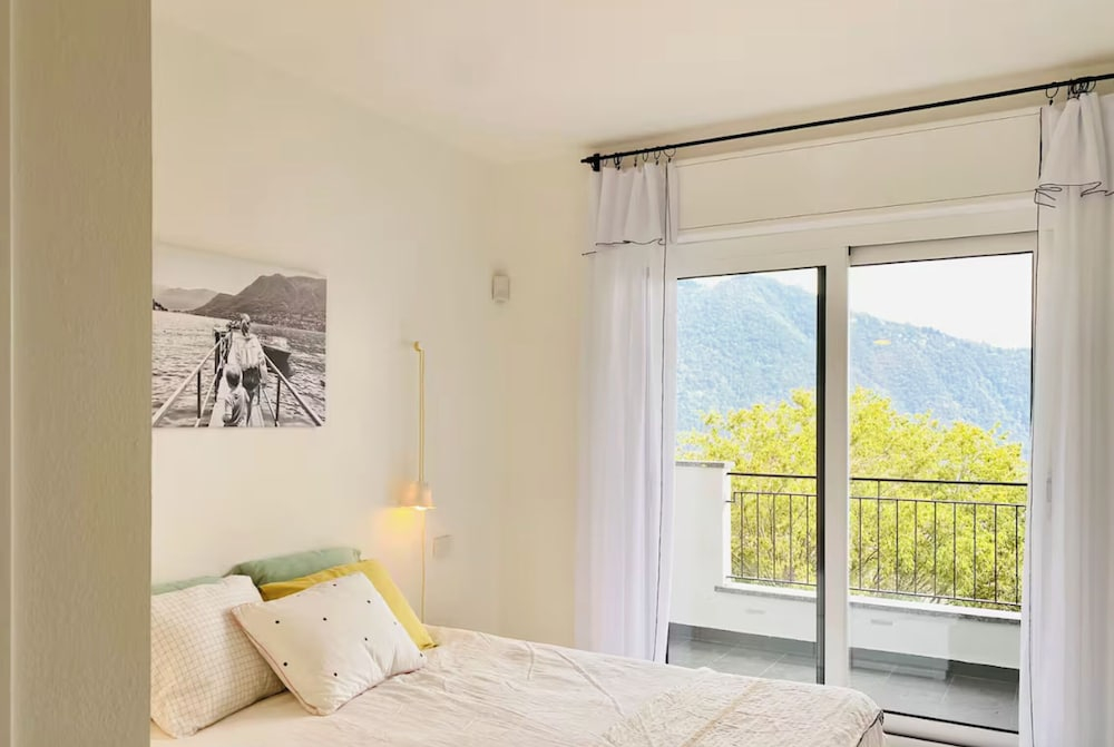 Como Lake Dreamscape Villa