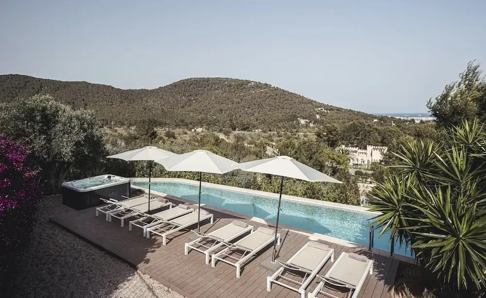 KM4 ibiza