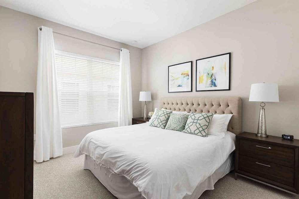 4BR Townhome 15min to Disney