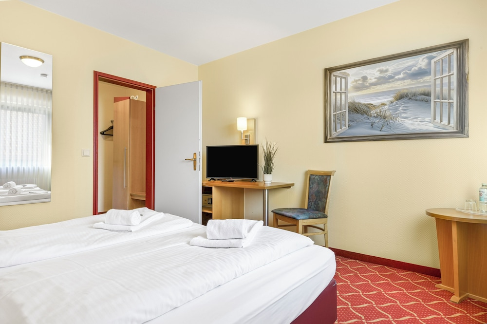 XZLLENZ light Hotel