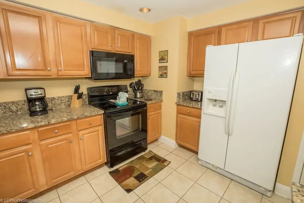 Waterview Towers 832 - 3 Br Condo