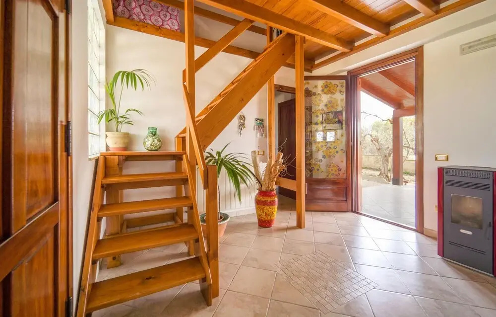Beautiful Home in Menfi With Wifi and 3 Bedrooms