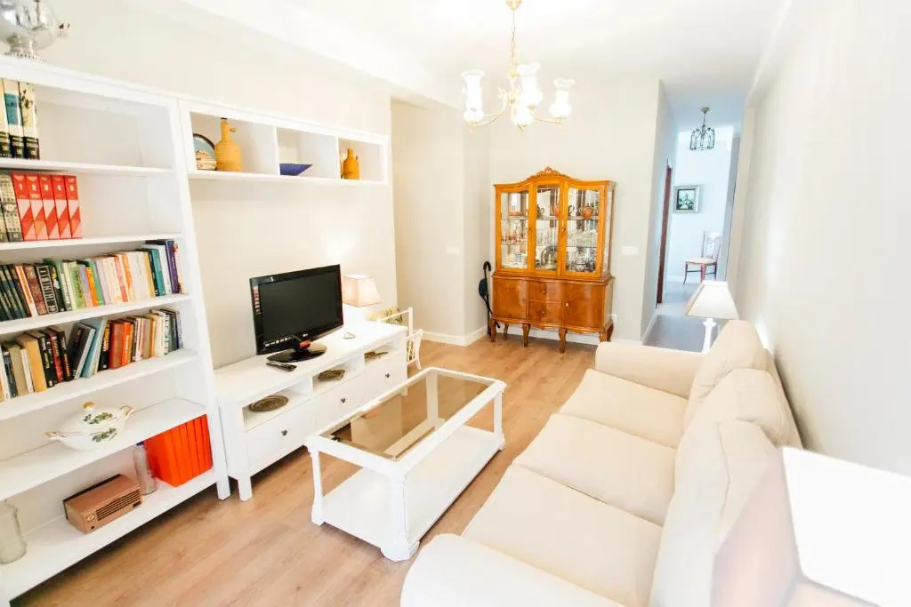 Idilico ático en Triana-3BD+1BTH