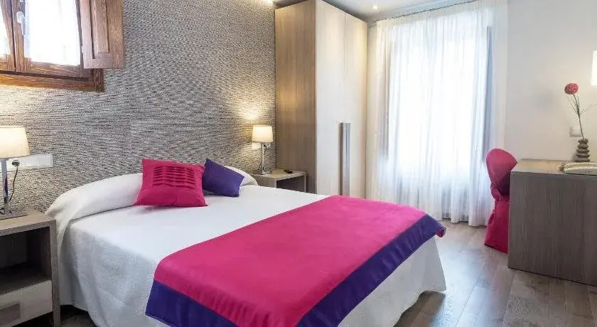 Hotel Rural Auñamendi