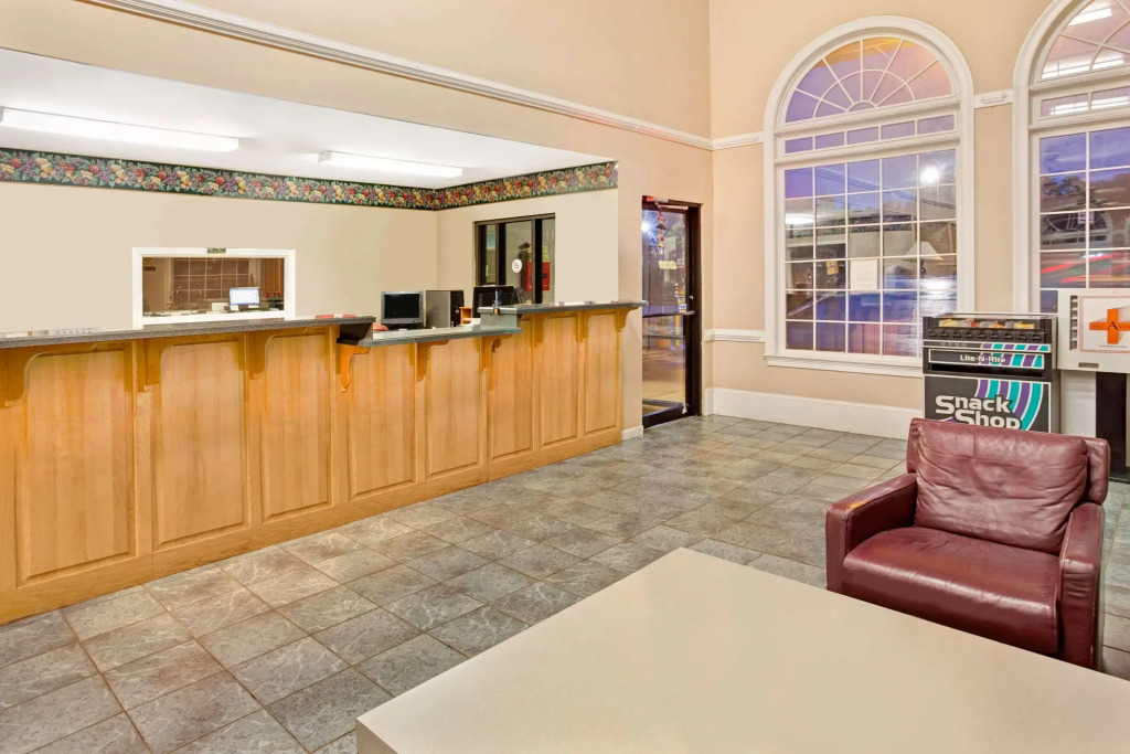 Super 8 by Wyndham Marietta/West/Atlanta Area