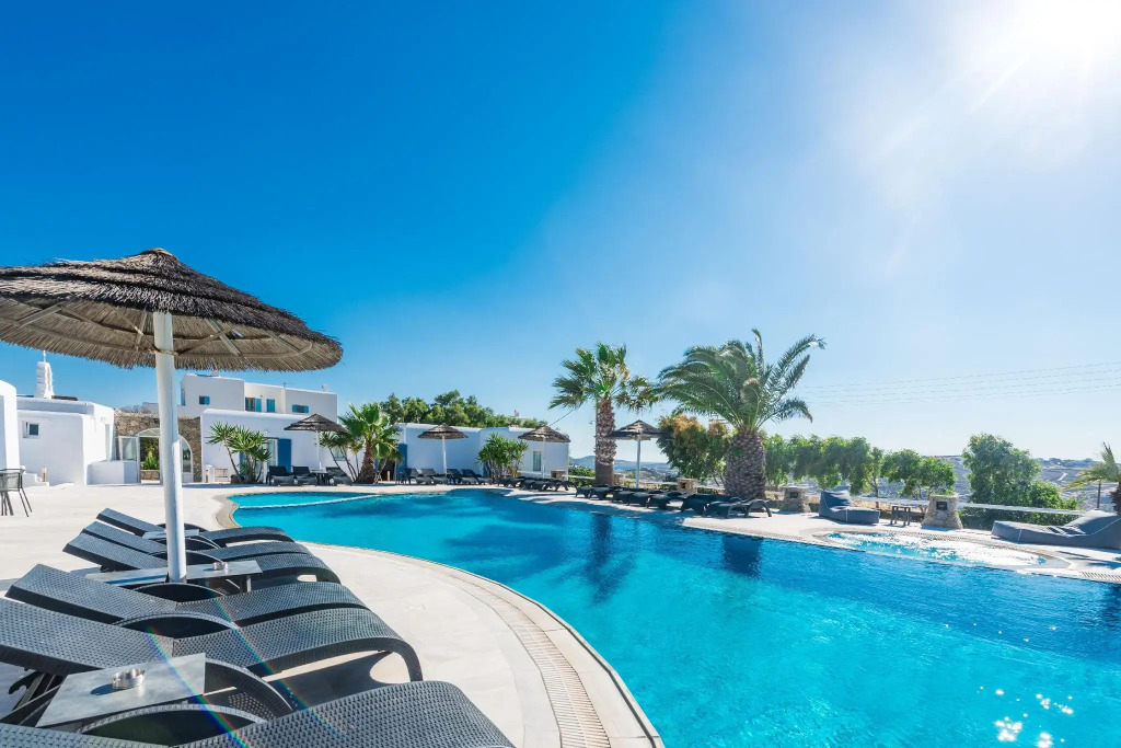 Giannoulaki Resort
