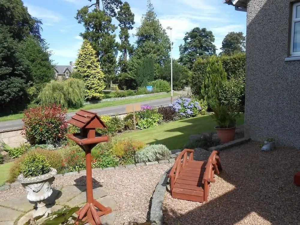 Rose Villa Bed And Breakfast