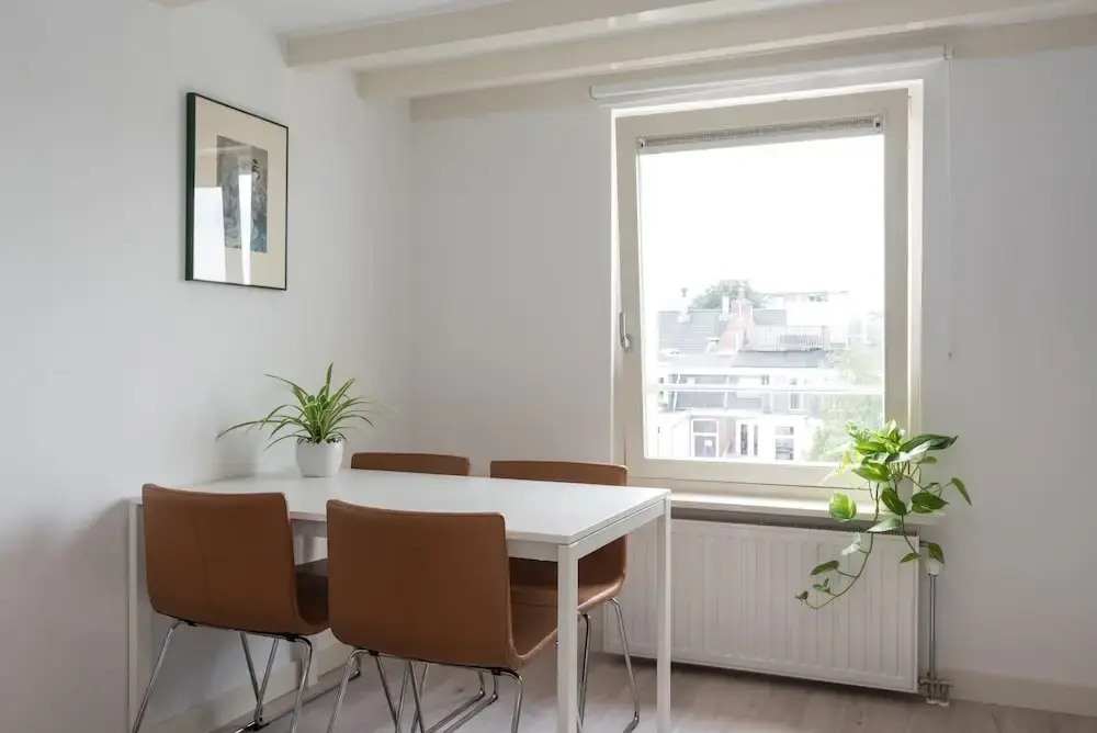Central Hotspot Apartment