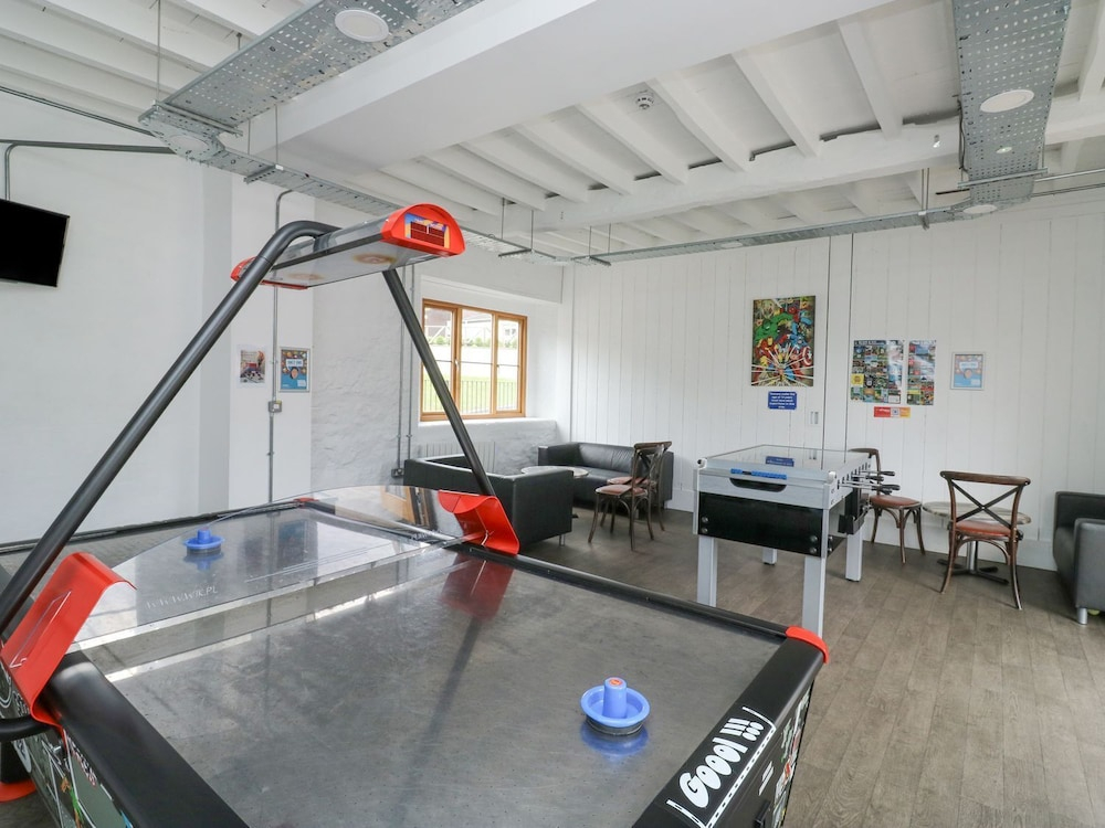 Harcombe House Rooms - First Floor Single