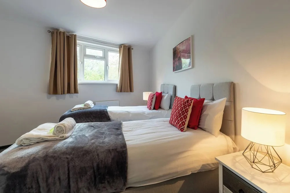 The Elderns 2BR A1 Nearby Netflix Parking