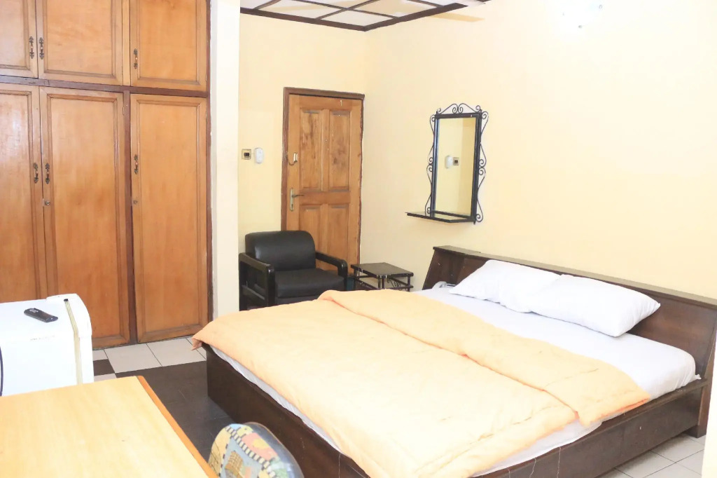 Nima Suites