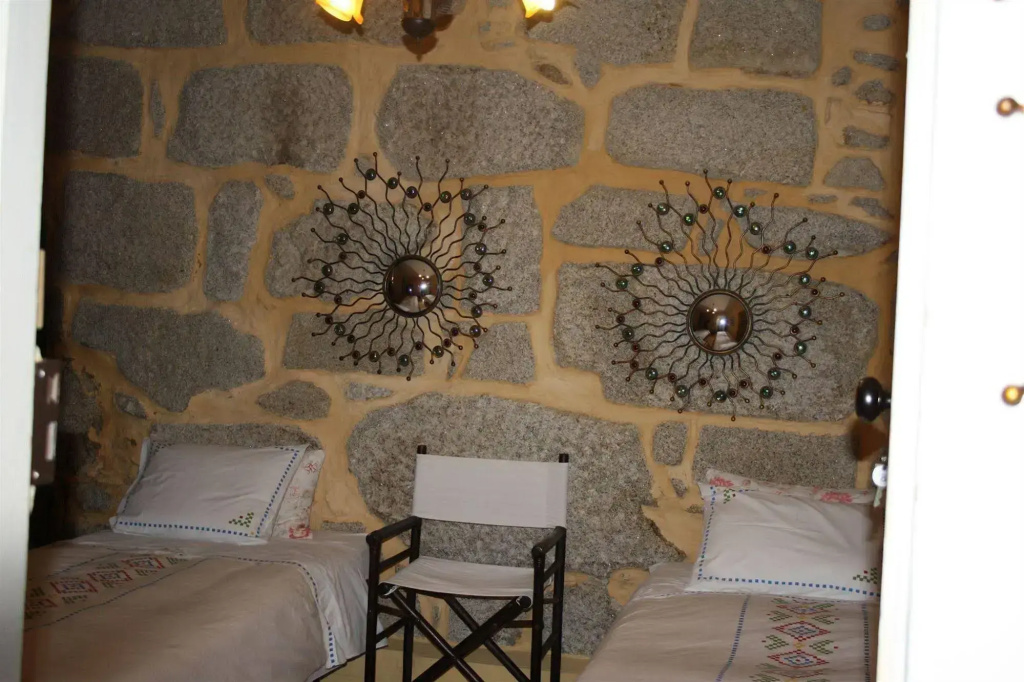 Residencia Pedra Antiga