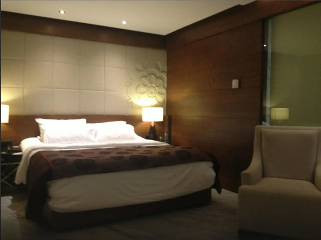 Hotel Royal Orchid Bangalore