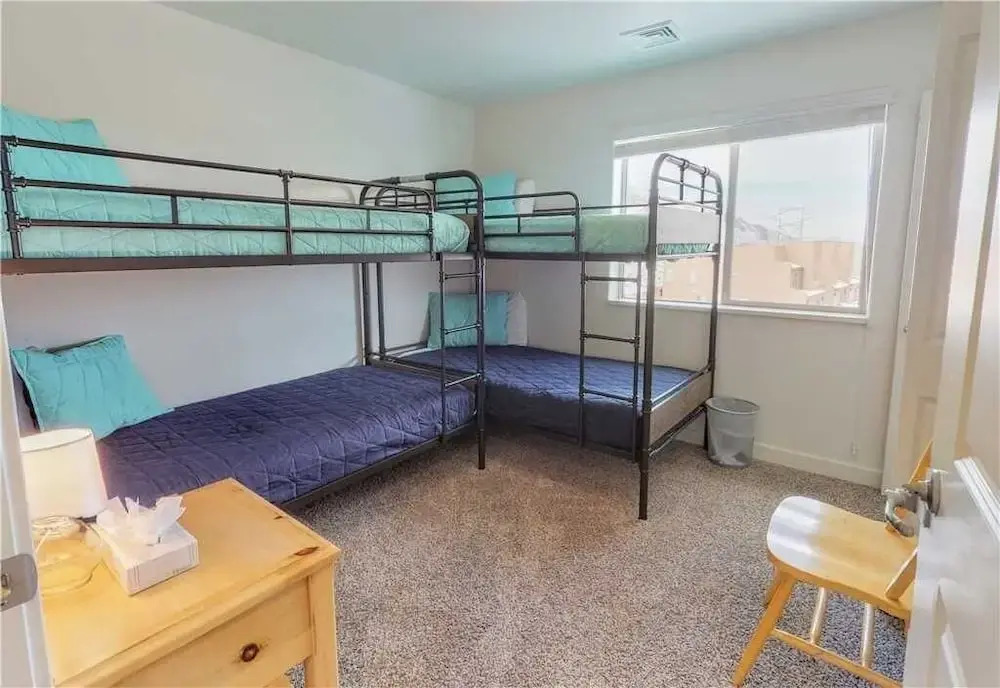 Red Cliffs ~ 6I - 3 Br Home