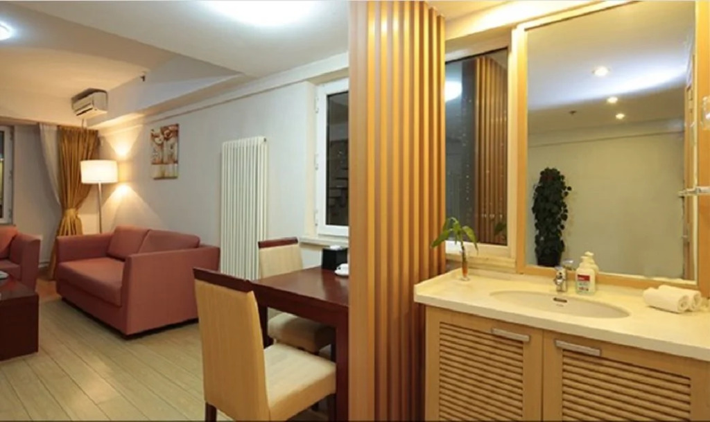 Dalian Precious Ginza Hotel
