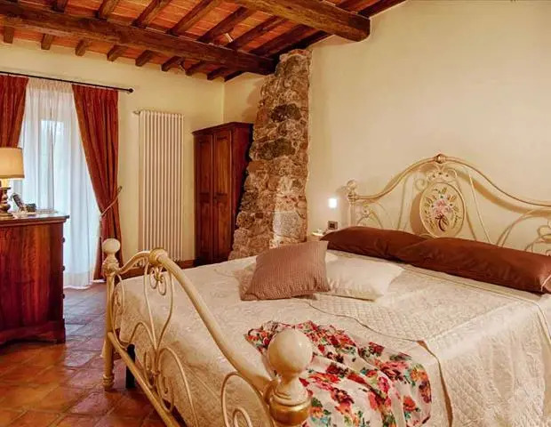 Relais La Costa Historical Residence