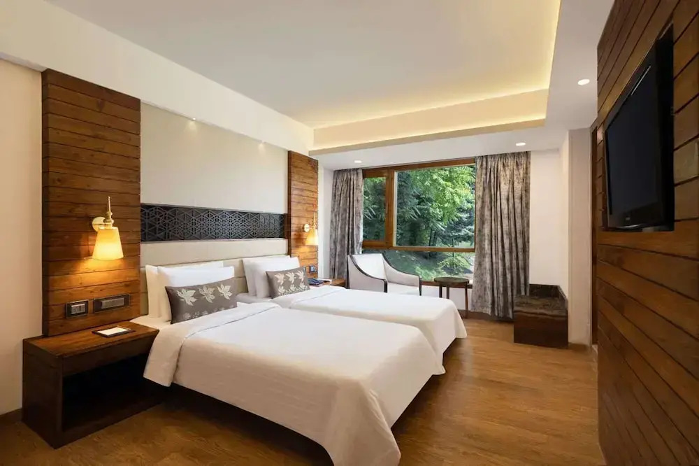Golden Tulip Srinagar