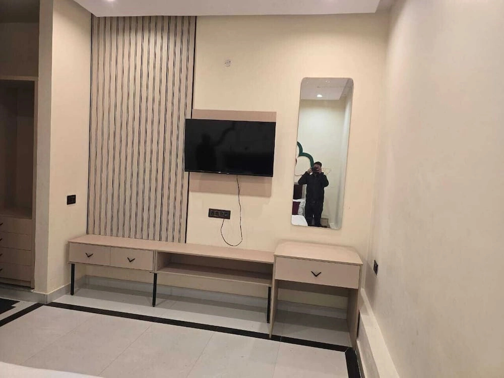 Hotel Shravan Royal Inn