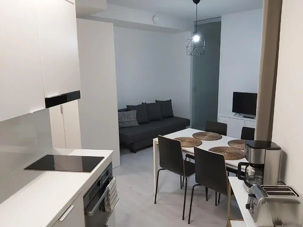 Nordic Haven Rovaniemi Modern DT 2R Apartment -Self Check-In & Free WiFi