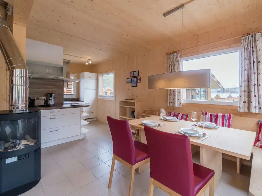 Attractive Chalet With hot tub