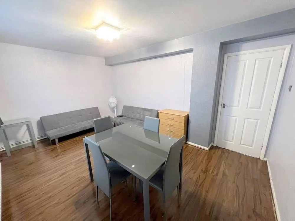 Remarkable 2-bed Apartment in London