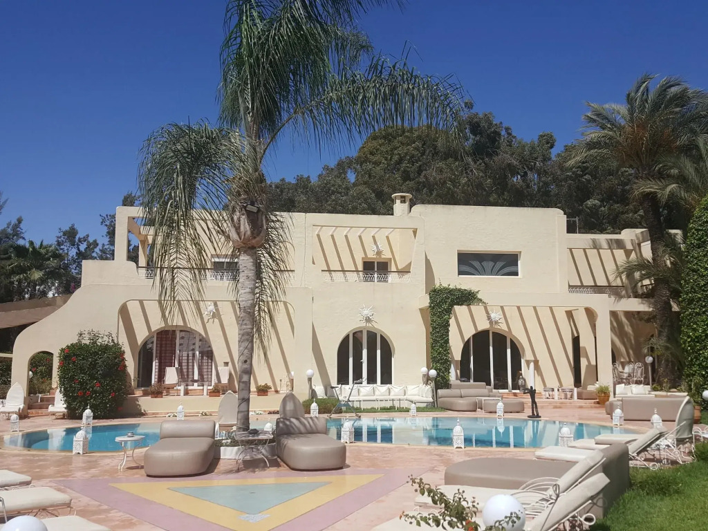 Villa Riadana