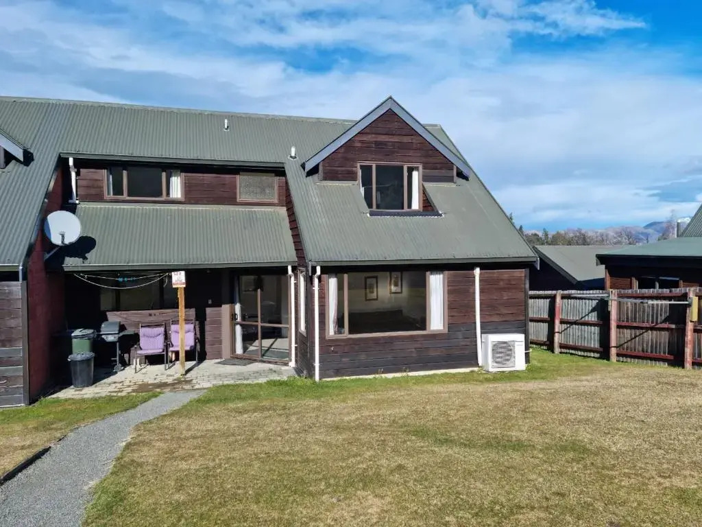 52b Conical Hill Road