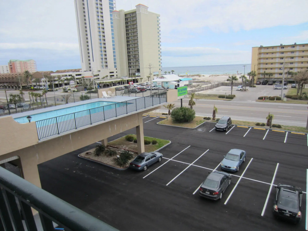Beachside Resort Hotel