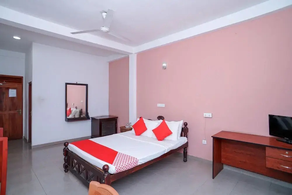 OYO 415 Hotel Hillside