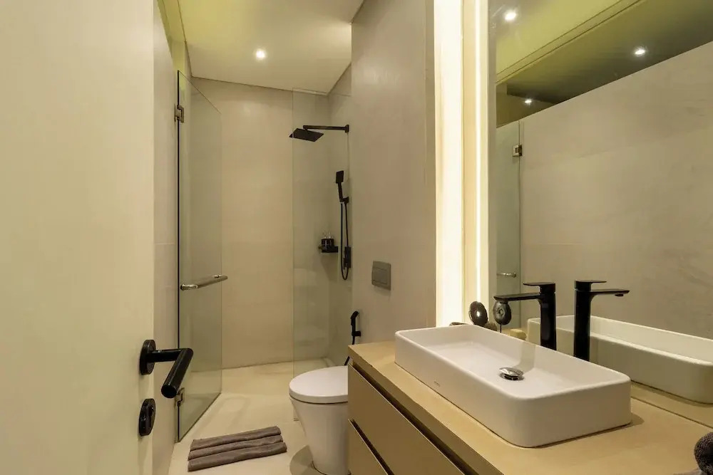 Luxury 2BR Berawa Loft | Private Pool, Near Cafe