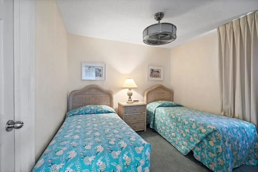 Pelican Beach 0515 2 Bedroom Condo by Pelican Beach Management
