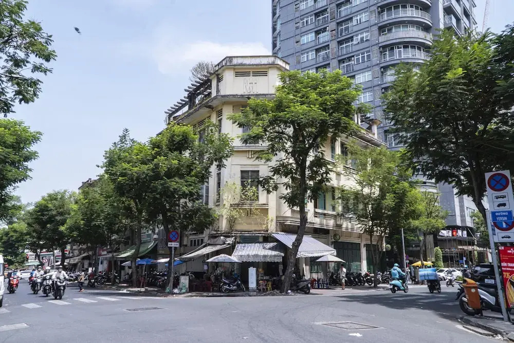 Ancient Saigon House BenThanh Center