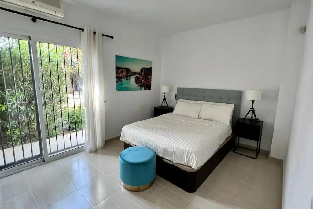 Villa Scenic with Private Pool - Sleeps 8