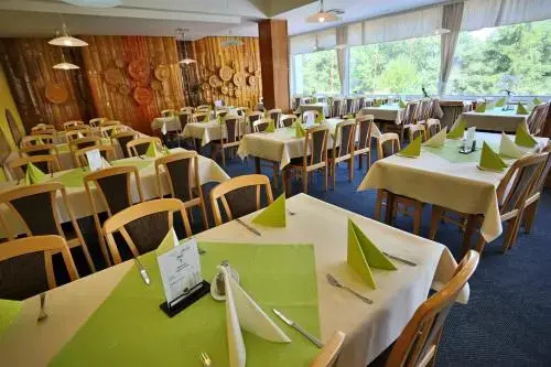 Hotel SOREA MÁJ
