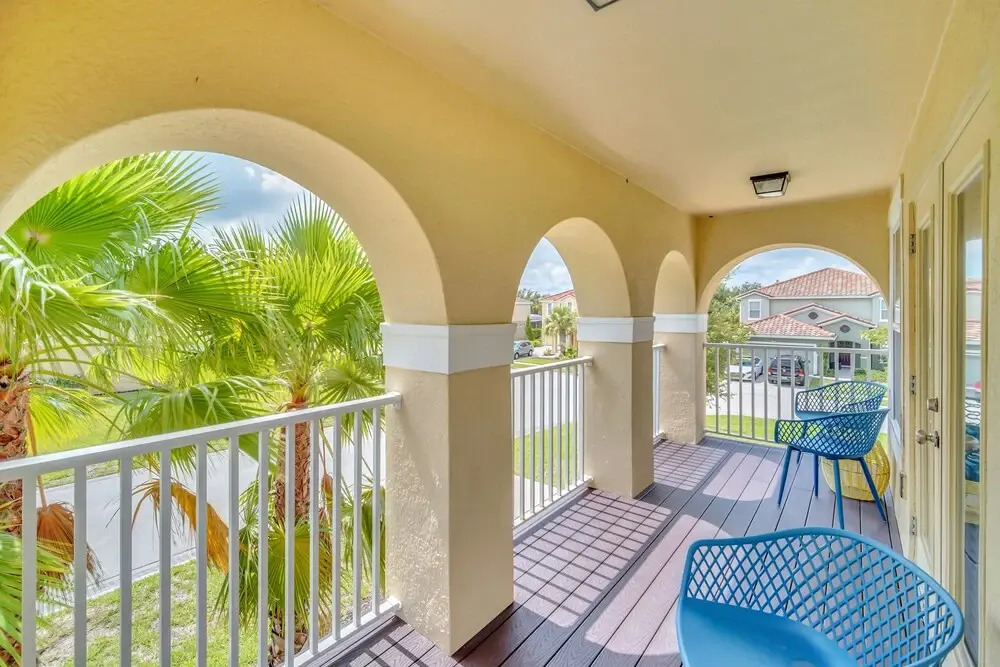 4200 Oak Tree Drive