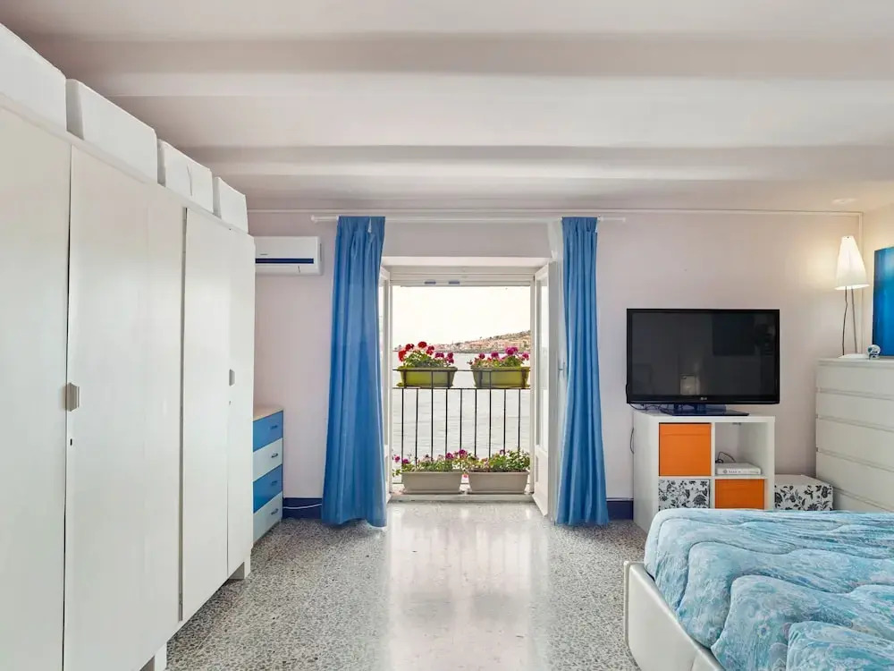 Serene Holiday Home in Acireale near Sea