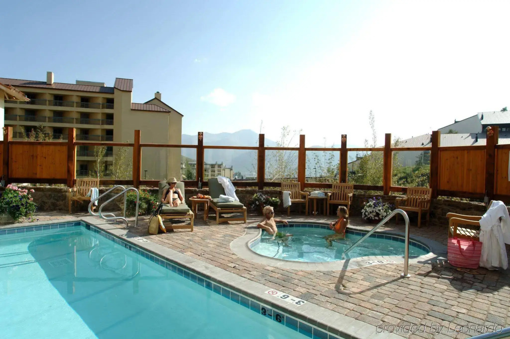 The Lodge at Mountaineer Square, A Vail Resorts Property