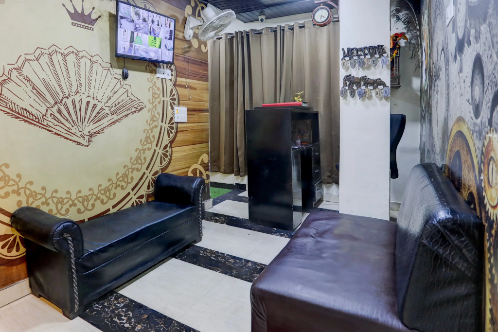 HOTEL O SHIPRAJ INN