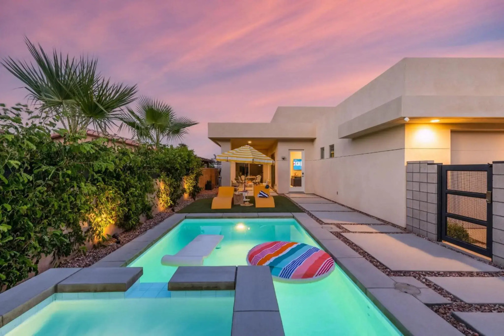 Marilyn by Avantstay Mins to Old Town La Quinta!