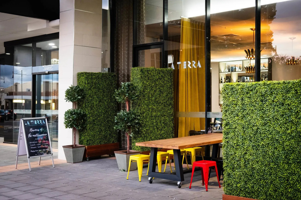 Mantra Albury
