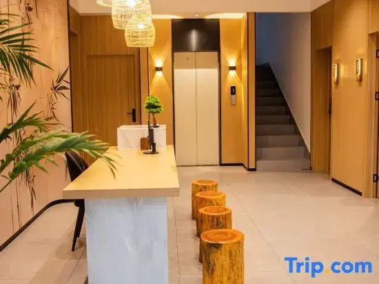Sanlisan Hotel (Wawu Mountain Scenic Area)